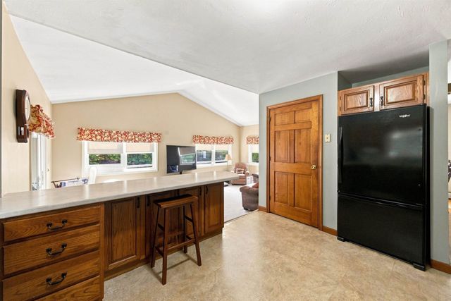 8 Hollow Road, Bow, NH 03304