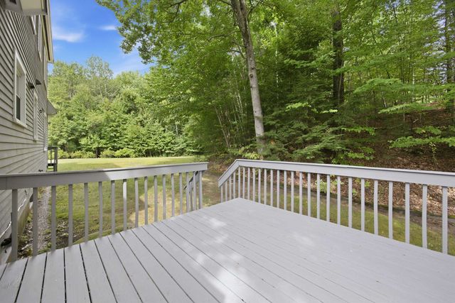 8 Hollow Road, Bow, NH 03304