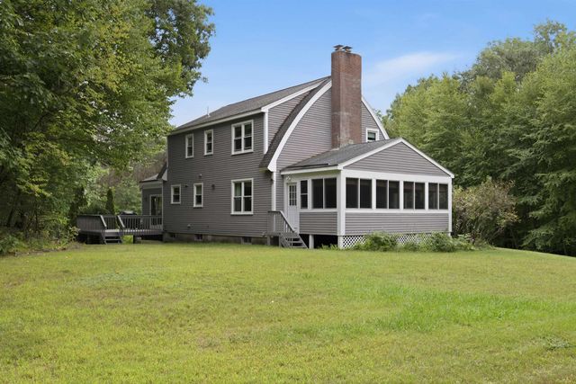 8 Hollow Road, Bow, NH 03304