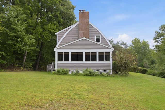 8 Hollow Road, Bow, NH 03304