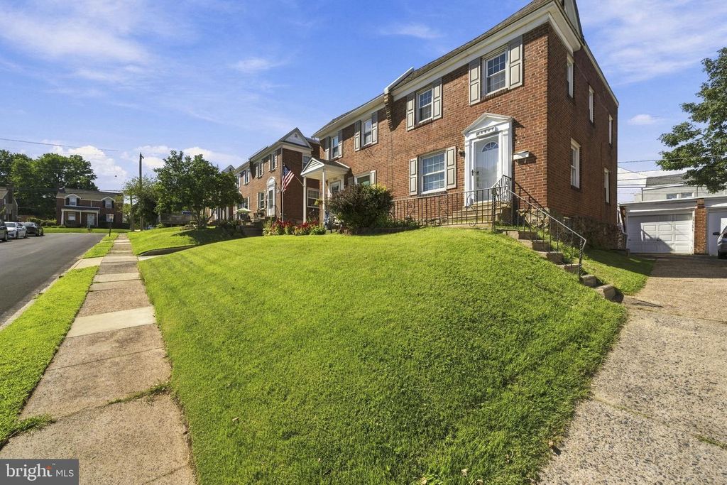 4041 REDDEN RD, DREXEL HILL, PA 19026 — photo 2