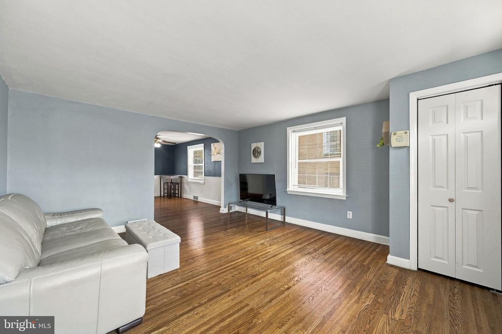 4041 REDDEN RD, DREXEL HILL, PA 19026 — photo 4
