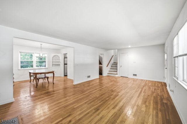 472 Cedar Hill Ave, Wyckoff Twp., NJ 07481