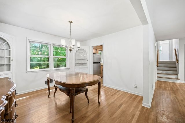 472 Cedar Hill Ave, Wyckoff Twp., NJ 07481