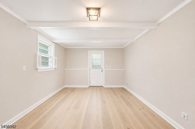 472 Cedar Hill Ave, Wyckoff Twp., NJ 07481
