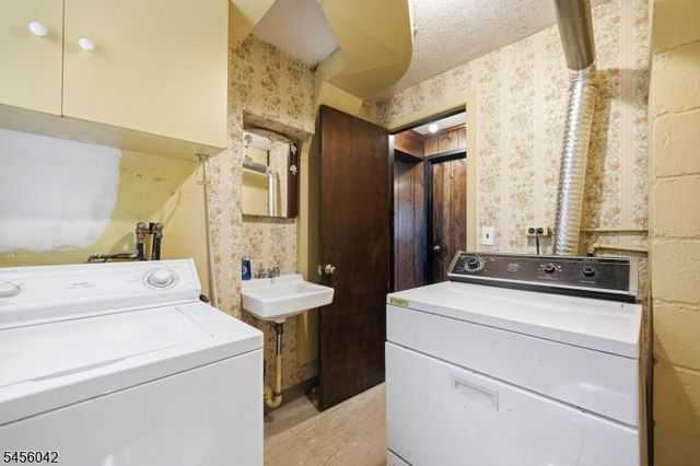 472 Cedar Hill Ave, Wyckoff Twp., NJ 07481
