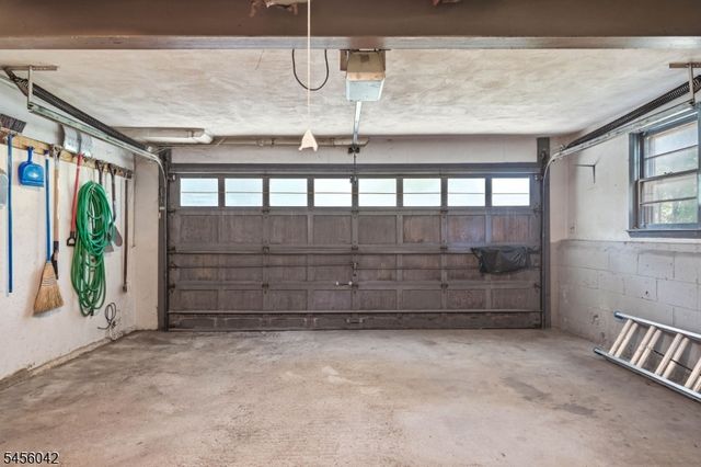 472 Cedar Hill Ave, Wyckoff Twp., NJ 07481