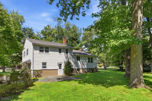 472 Cedar Hill Ave, Wyckoff Twp., NJ 07481