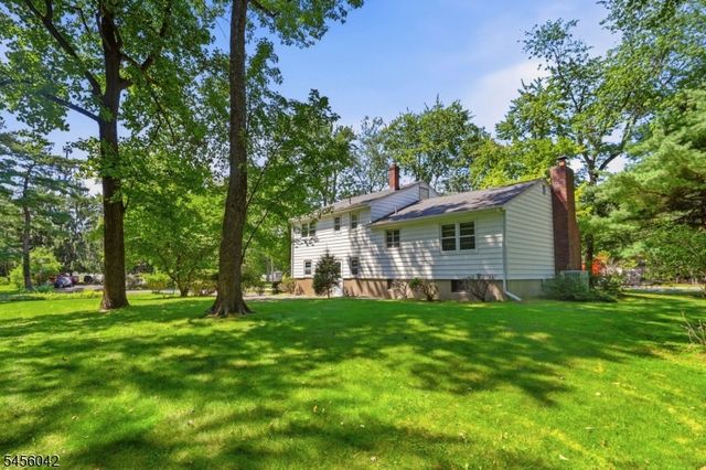 472 Cedar Hill Ave, Wyckoff Twp., NJ 07481