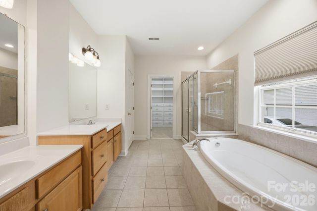 1113 Butterburr Drive, Matthews, NC 28104
