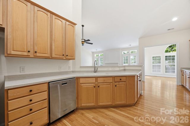 1113 Butterburr Drive, Matthews, NC 28104
