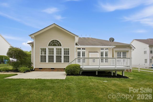 1113 Butterburr Drive, Matthews, NC 28104