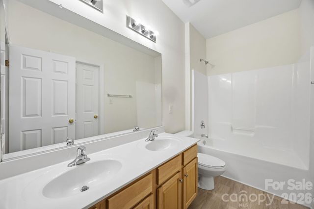 1113 Butterburr Drive, Matthews, NC 28104