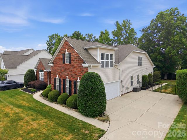 1113 Butterburr Drive, Matthews, NC 28104