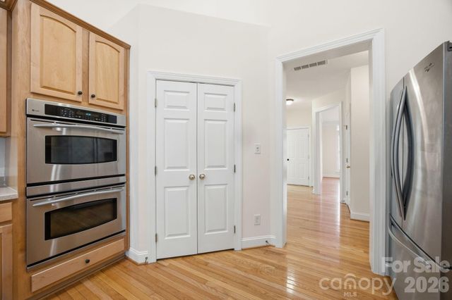 1113 Butterburr Drive, Matthews, NC 28104