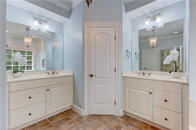 7102 Henson Farm Way, Summerfield, NC 27358