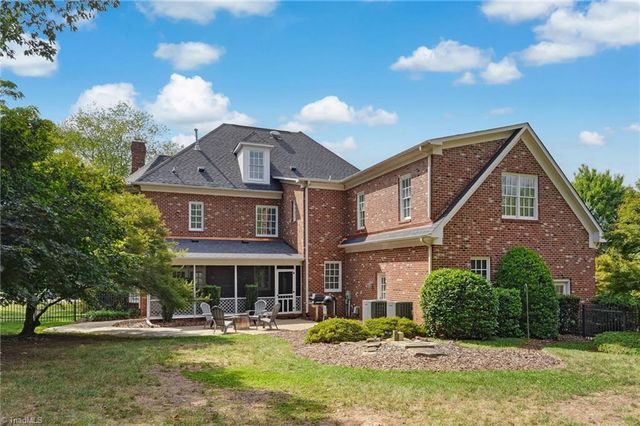 7102 Henson Farm Way, Summerfield, NC 27358