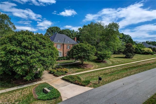 7102 Henson Farm Way, Summerfield, NC 27358