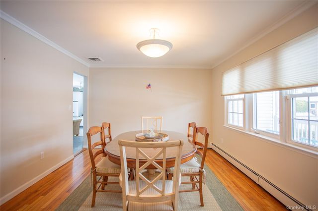 9 Kensington Street, Lido Beach, NY 11561