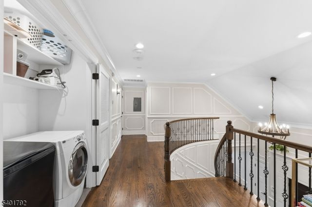 281 Beaufort Ave, Livingston Twp., NJ 07039