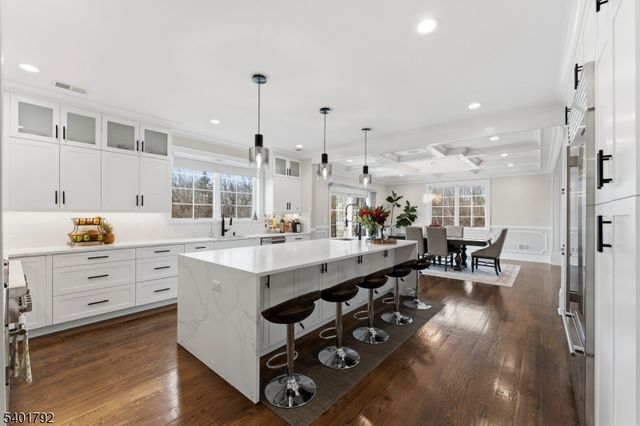 281 Beaufort Ave, Livingston Twp., NJ 07039