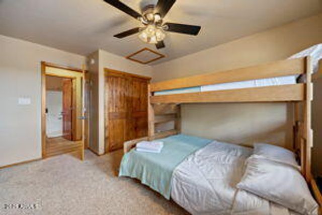 2670 Lodge Loop, Overgaard, AZ 85933