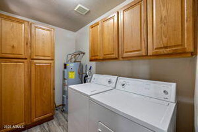 2670 Lodge Loop, Overgaard, AZ 85933