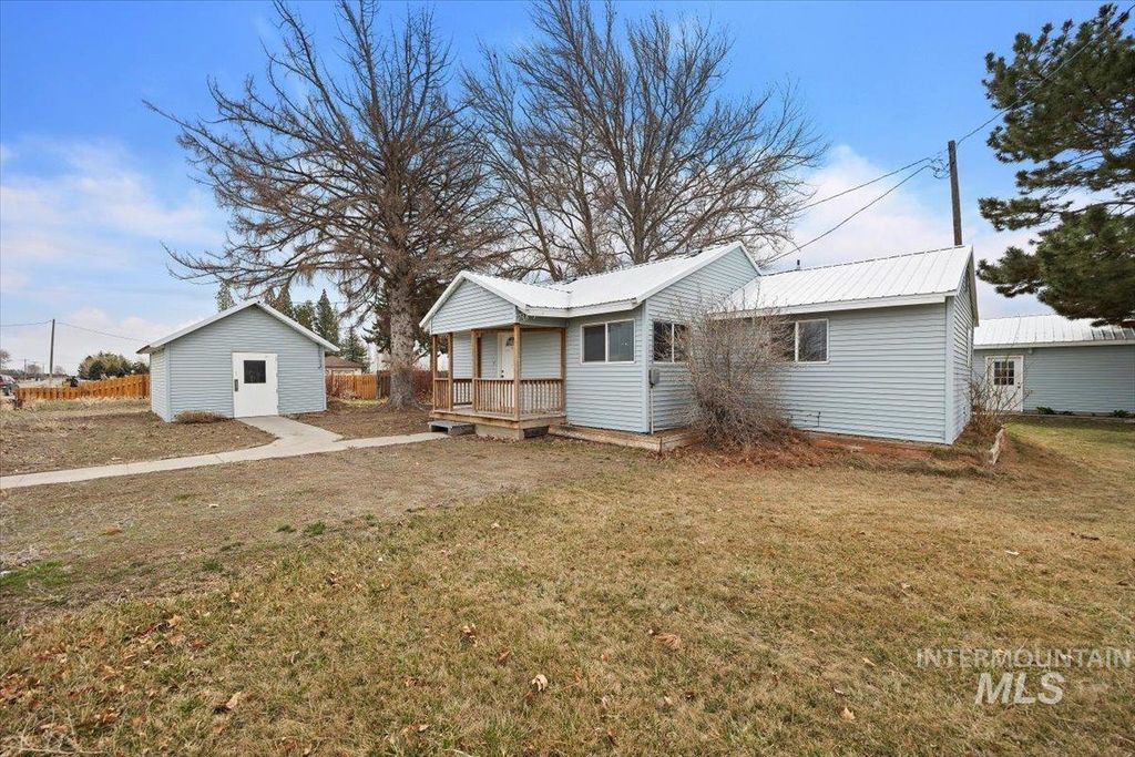127 E 100 N, Rupert, ID 83350