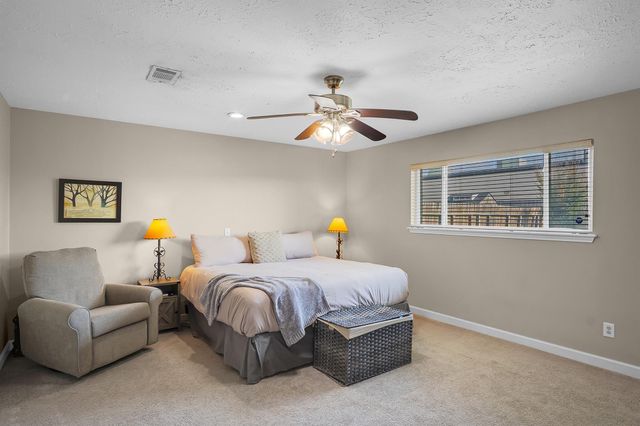 12007 Bloomington Lane, Meadows Place, TX 77477