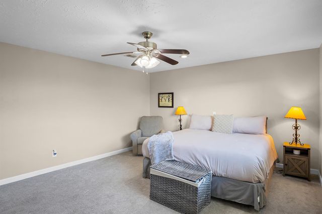 12007 Bloomington Lane, Meadows Place, TX 77477