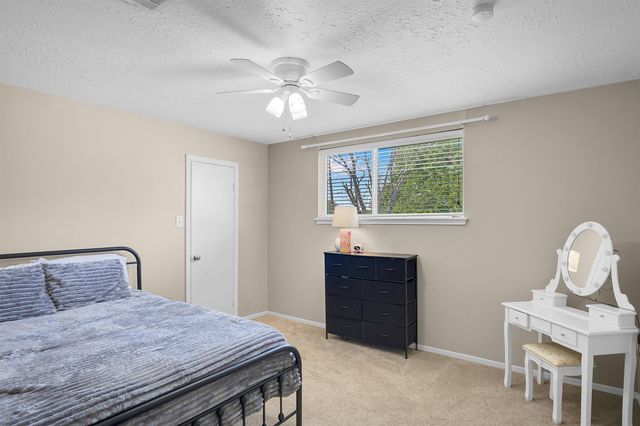 12007 Bloomington Lane, Meadows Place, TX 77477