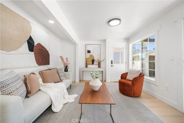 2035 Las Colinas, Los Angeles, CA 90041