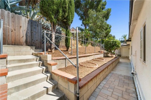 2035 Las Colinas, Los Angeles, CA 90041