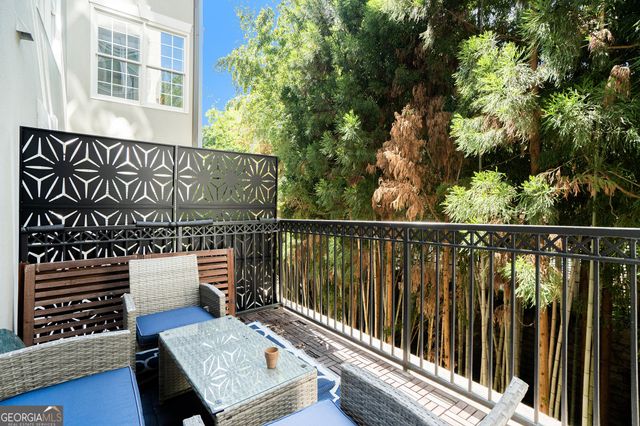 50 Biscayne Drive NW 1109, Atlanta, GA 30309