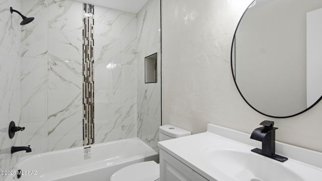 1846 W Caravelle Road, Tucson, AZ 85713