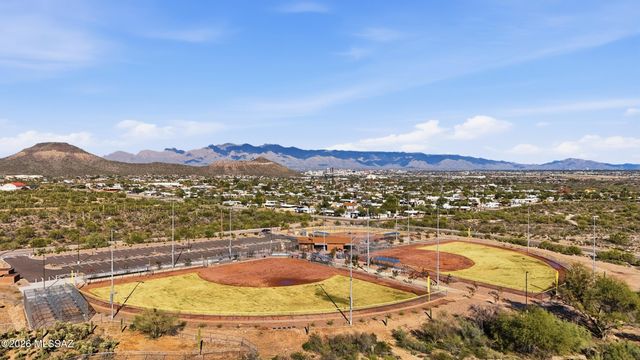 1846 W Caravelle Road, Tucson, AZ 85713