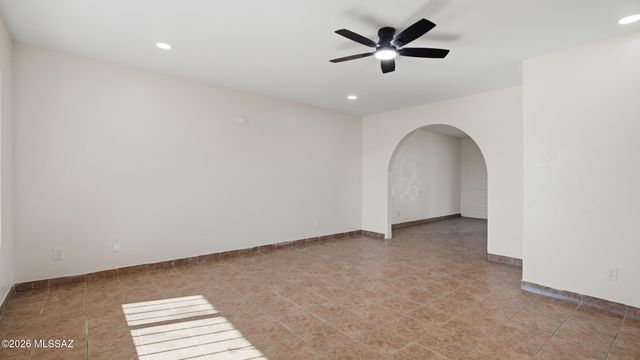 1846 W Caravelle Road, Tucson, AZ 85713