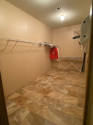 1008 Lakeshore Dr, Abbeville, AL 36310