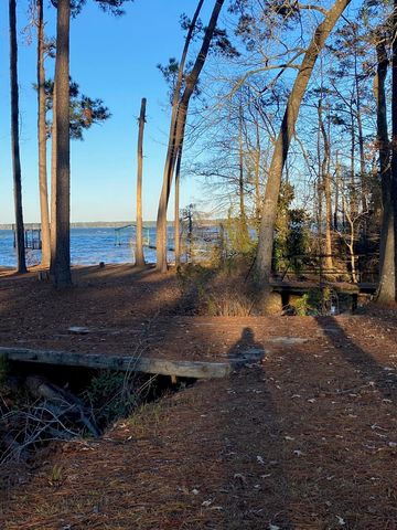 1008 Lakeshore Dr, Abbeville, AL 36310