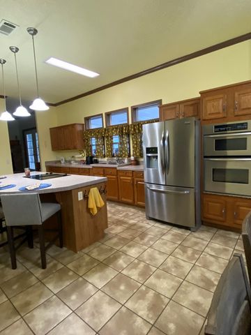 1008 Lakeshore Dr, Abbeville, AL 36310