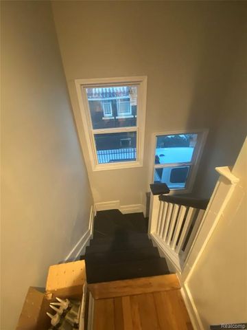 5594 Greenway Street, Detroit, MI 48204