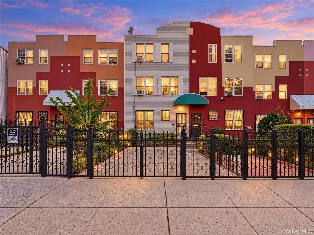 410 E 155th Street, Bronx, NY 10455 — exterior