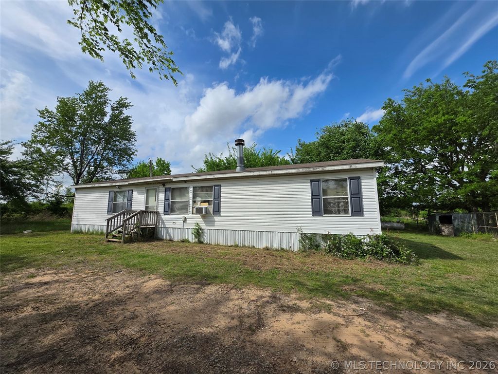 409559 E 1080 Road, Checotah, OK 74426