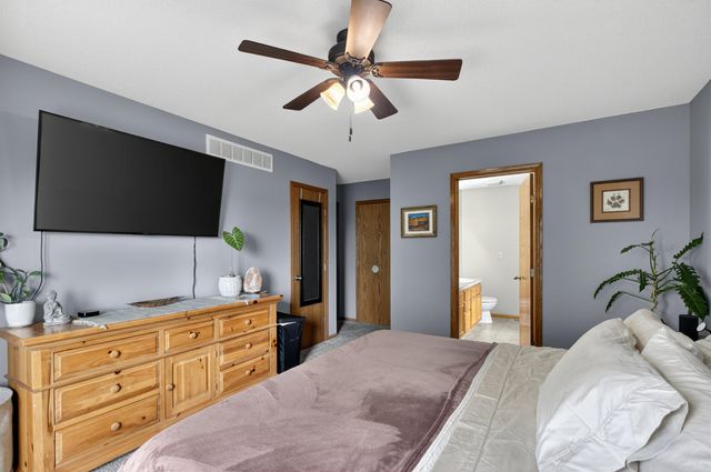 100 S Stoneridge St, Valley Center, KS 67147