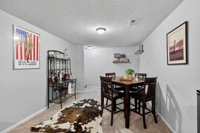 100 S Stoneridge St, Valley Center, KS 67147