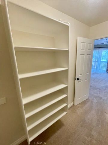 653 Oak Run Trail 305, Oak Park, CA 91377