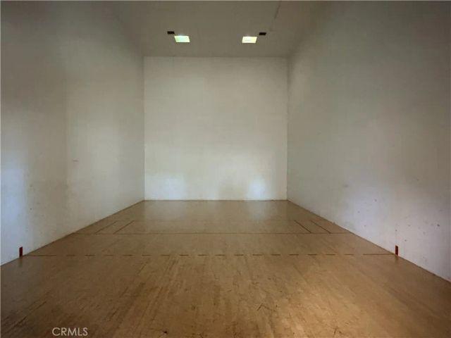653 Oak Run Trail 305, Oak Park, CA 91377