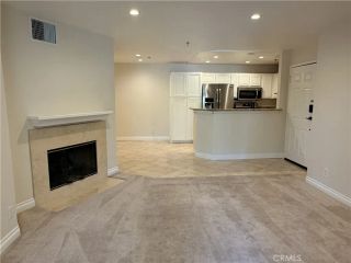 653 Oak Run Trail 305, Oak Park, CA 91377