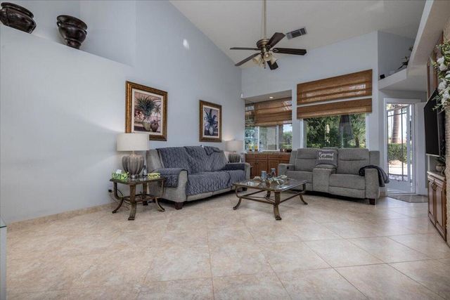 370 Links Drive, Palm Desert, CA 92211