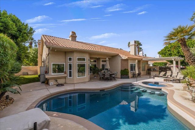 370 Links Drive, Palm Desert, CA 92211